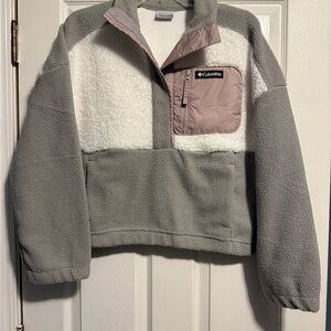 Columbia Sherpa Fleece Jacket in Gray and White with Pink Accent